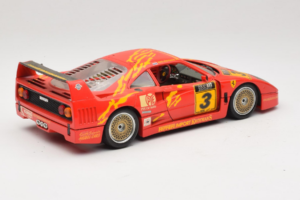 Ferrari F40 Evoluzione #3 Brummel Rouge 1987 Bburago 1:18 3022-P2 Métal — image 3 sur 8
