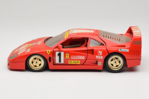 Ferrari F40 Evoluzione #1 Pirelli Rouge 1992 Bburago 1:18 3042-P1 Métal — image 4 sur 8