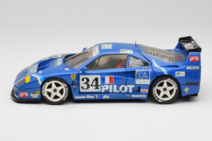 Ferrari F40 Evoluzione #34 Bleu Custom 1987 Bburago 1:18 3032-C1 Métal — image 4 sur 8