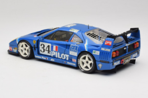 Ferrari F40 Evoluzione #34 Bleu Custom 1987 Bburago 1:18 3032-C1 Métal — image 7 sur 8