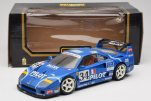 Ferrari F40 Evoluzione #34 Bleu Custom 1987 Bburago 1:18 3032-C1 Métal — image 8 sur 8