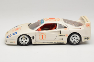 Ferrari F40 #1 Expert Blanc 1987 Bburago 1:18 3332-W2 Métal — image 4 sur 8
