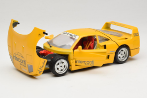 Ferrari F40 Interconti Car HiFi Jaune Bburago 1:18 3032-I1 Métal — image 2 sur 8