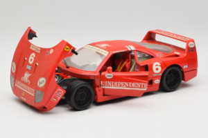 Ferrari F40 #6 V. Colombo L'Indipendente Rouge 1987 Bburago 1:18 3032-L1 Métal — image 2 sur 8