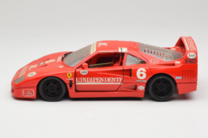 Ferrari F40 #6 V. Colombo L'Indipendente Rouge 1987 Bburago 1:18 3032-L1 Métal — image 4 sur 8