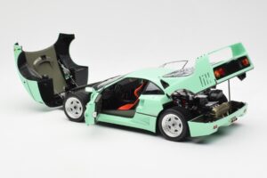 Ferrari F40 Vert Menthe Kyosho 1:18 08416MG Métal — image 7 sur 10
