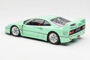 Ferrari F40 Vert Menthe Kyosho 1:18 08416MG Métal — image 9 sur 10