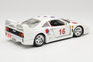 Ferrari F40 #16 Borsenmodells Blanc Limited Edition 333 pcs 1987 Bburago 1:18 3332-W1 Métal — image 3 sur 8