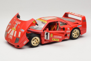 Ferrari F40 Evoluzione #1 Pirelli Agip Rouge avec Roues Or 1992 Bburago 1:18 3042-P2 Métal — image 2 sur 8