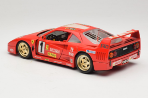 Ferrari F40 Evoluzione #1 Pirelli Agip Rouge avec Roues Or 1992 Bburago 1:18 3042-P2 Métal — image 7 sur 8
