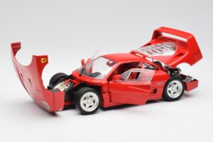 Ferrari F40 Rouge Hot Wheels 1:18 23911 Métal — image 2 sur 8