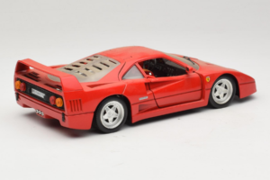 Ferrari F40 Rouge Tonka 1:18 17004 Métal — image 3 sur 8