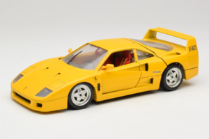 Ferrari F40 Jaune Bburago 1:18 3032-Y1 Métal