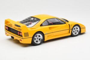 Ferrari F40 Jaune GT Spirit 1:18 GT839 Résine — image 2 sur 6