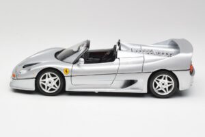 Ferrari F50 Cabriolet Argent Bburago 1:18 3372 Métal — image 4 sur 8