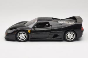Ferrari F50 Coupé Noir Bburago 1:18 3372-B1 Métal — image 4 sur 8