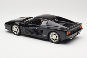 Ferrari F512M Noir Hot Wheels 1:18 23922 Métal — image 7 sur 8