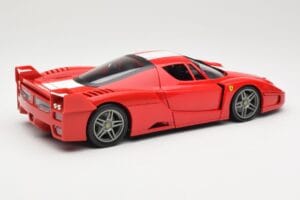 Ferrari FXX Rouge Hot Wheels 1:18 310801 Métal — image 3 sur 8