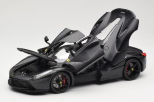 Ferrari LaFerrari F150 Matte Black Bburago 1:18 18-16901BK Métal — image 2 sur 8