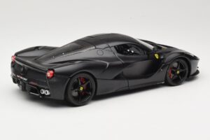 Ferrari LaFerrari F150 Matte Black Bburago 1:18 18-16901BK Métal — image 3 sur 8