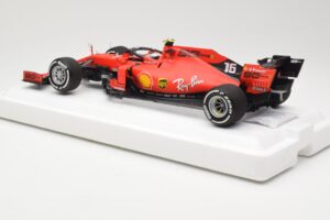 Ferrari SF90 #16 C. Leclerc Australian GP 2019 BBR 1:18 BBR191816DIE Résine — image 5 sur 6