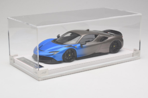 Ferrari SF90 Novitec Blue Grey Metallic IVY Merit 1:18 REMC029 Résine — image 6 sur 7