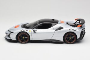 Ferrari SF90 XX Stradale Arctic White Bburago 1:18 18-16020W Métal — image 4 sur 8