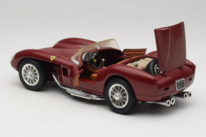 Ferrari Testa Rossa Rouge Foncé Shell Shell 1:18 40026 Métal — image 5 sur 8
