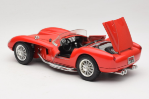 Ferrari 250 Testa Rossa Rouge Bburago 1:18 3007-P2 Métal — image 5 sur 8