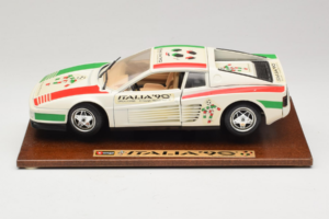 Ferrari Testarossa Italia 90 Blanc Bburago 1:18 3059-W1 Métal