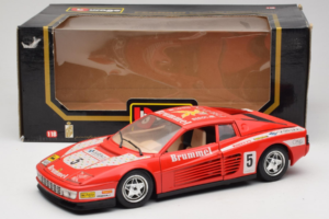 Ferrari Testarossa Brummel #5 Rouge 1984 Bburago 1:18 3004-P1 Métal — image 8 sur 8