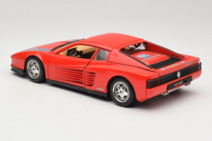 Ferrari Testarossa PPG Auto Refinish Rouge Bburago 1:18 3039-P3 Métal — image 7 sur 8