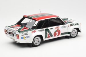 Fiat 131 Abarth #3 M. Alen / I. Kivimaki Winner Rally 1000 Lakes 1980 Kyosho 1:18 08376H Métal — image 3 sur 8