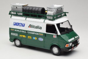 Fiat 242 Alitalia Rally Team Assistance With Trailer 1978 IXO 1:18 18CMC027WX Métal — image 5 sur 7