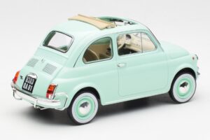 Fiat 500L Bleu Pastel Norev 1:18 187777 Métal — image 2 sur 6
