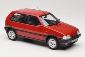 Fiat Uno Turbo IE Rosso Racing Otto 1:18 OT487 Résine — image 4 sur 6