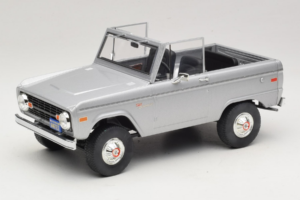 Ford Bronco Speed Movie GreenLight 1:18 19074 Métal — image 2 sur 7