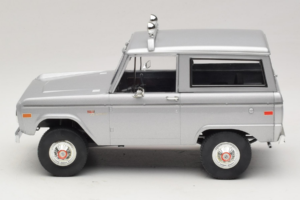 Ford Bronco Speed Movie GreenLight 1:18 19074 Métal — image 4 sur 7