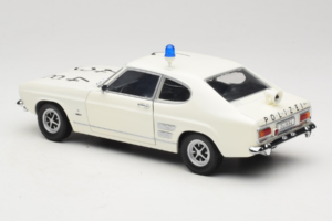 Ford Capri Autobahnpolizei Dusseldorf Minichamps 1:18 150089090 Métal — image 7 sur 8