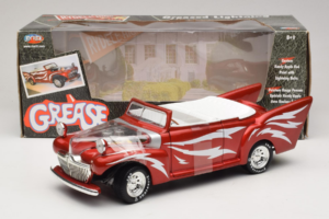 Ford De Luxe Cabriolet Greased Lightning Rouge Joyride 1:18 33544 Métal — image 5 sur 5
