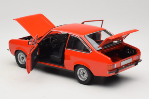 Ford Escort Mk2 Orange Minichamps 1:18 150085100 Métal — image 5 sur 8