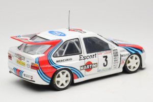 Ford Escort RS Cosworth Martini #3 1000 Miglia 1995 UT Models 1:18 39550 Métal — image 3 sur 8