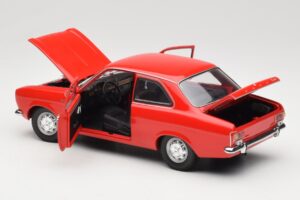 Ford Escort Mk1 Street Rouge Minichamps 1:18 100081001 Métal — image 5 sur 8