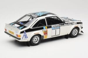 Ford Escort Mk2 RS 1800 #1 T. Mäkinen / H. Liddon Allied Polymer Group Winners Lombard RAC Rally 1975 Minichamps 1:18 1557587 — image 2 sur 6