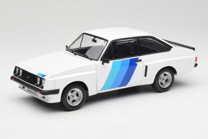 Ford Escort Mk2 RS 2000 X-Pack Diamond Blanc & Bleu Decor MCG 1:18 MCG18351 Métal