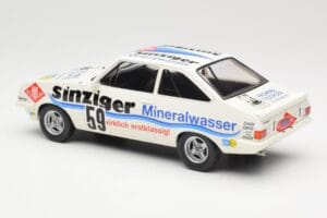 Ford Escort Mk2 RS2000 #59 H. Heyer / A. Hahne / K. Ludwig 24 Hours Nürburgring 1982 MCG 1:18 MCG18438R Métal — image 5 sur 6
