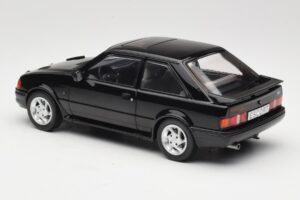 Ford Escort Mk4 RS Turbo S2 Noir MCG 1:18 MCG18546 Métal — image 5 sur 6