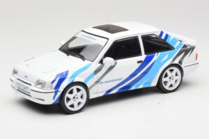 Ford Escort Mk4 RS Turbo S2 Blanc Avec Décor MCG 1:18 MCG18547R Métal