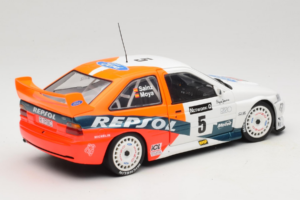 Ford Escort RS Cosworth Repsol #5 C. Sainz / L. Moya RAC Rally 1997 UT Models 1:18 39750 Métal — image 3 sur 8