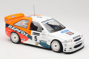 Ford Escort RS Cosworth Repsol #5 C. Sainz / L. Moya RAC Rally 1997 UT Models 1:18 39750 Métal — image 6 sur 8